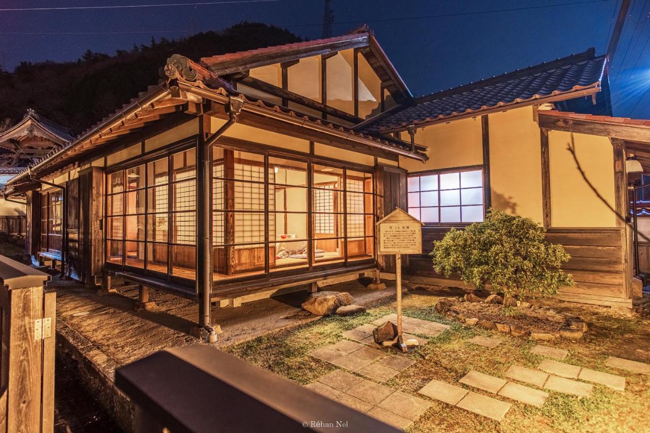 Japan'S Oldest Remaining Company Housing Villa Asago Buitenkant foto