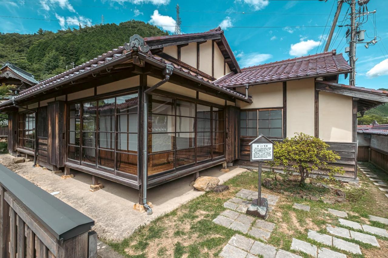 Japan'S Oldest Remaining Company Housing Villa Asago Buitenkant foto