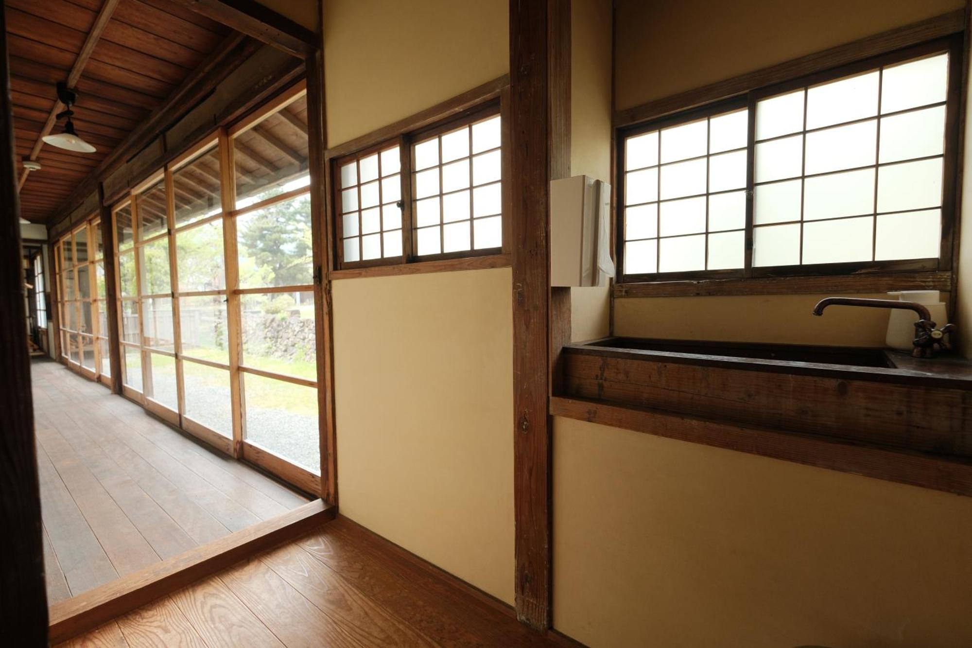 Japan'S Oldest Remaining Company Housing Villa Asago Buitenkant foto