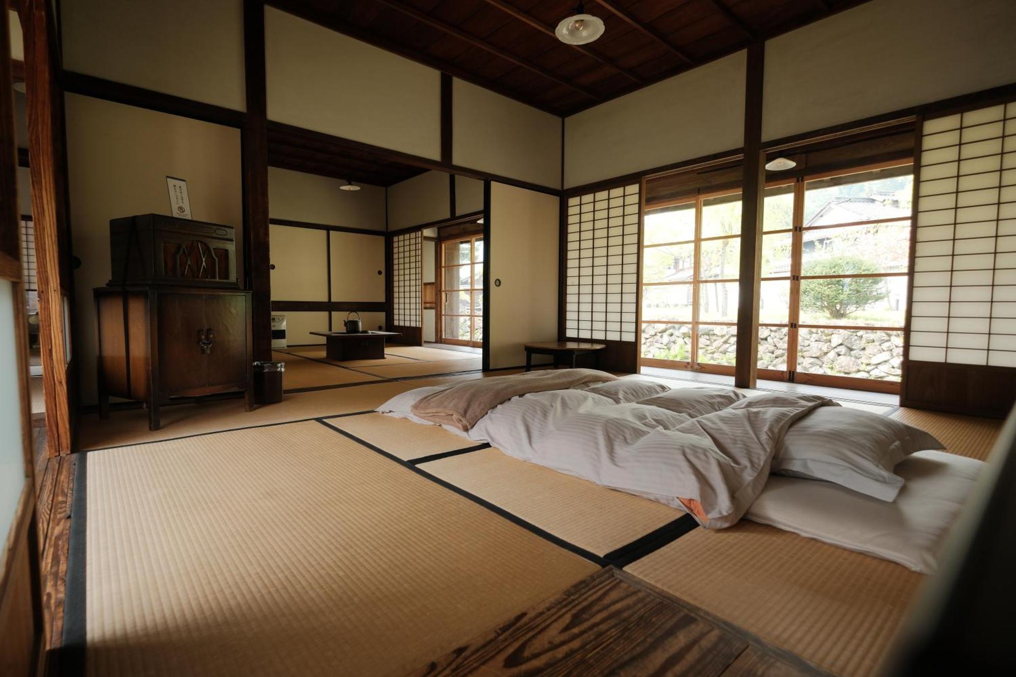 Japan'S Oldest Remaining Company Housing Villa Asago Buitenkant foto