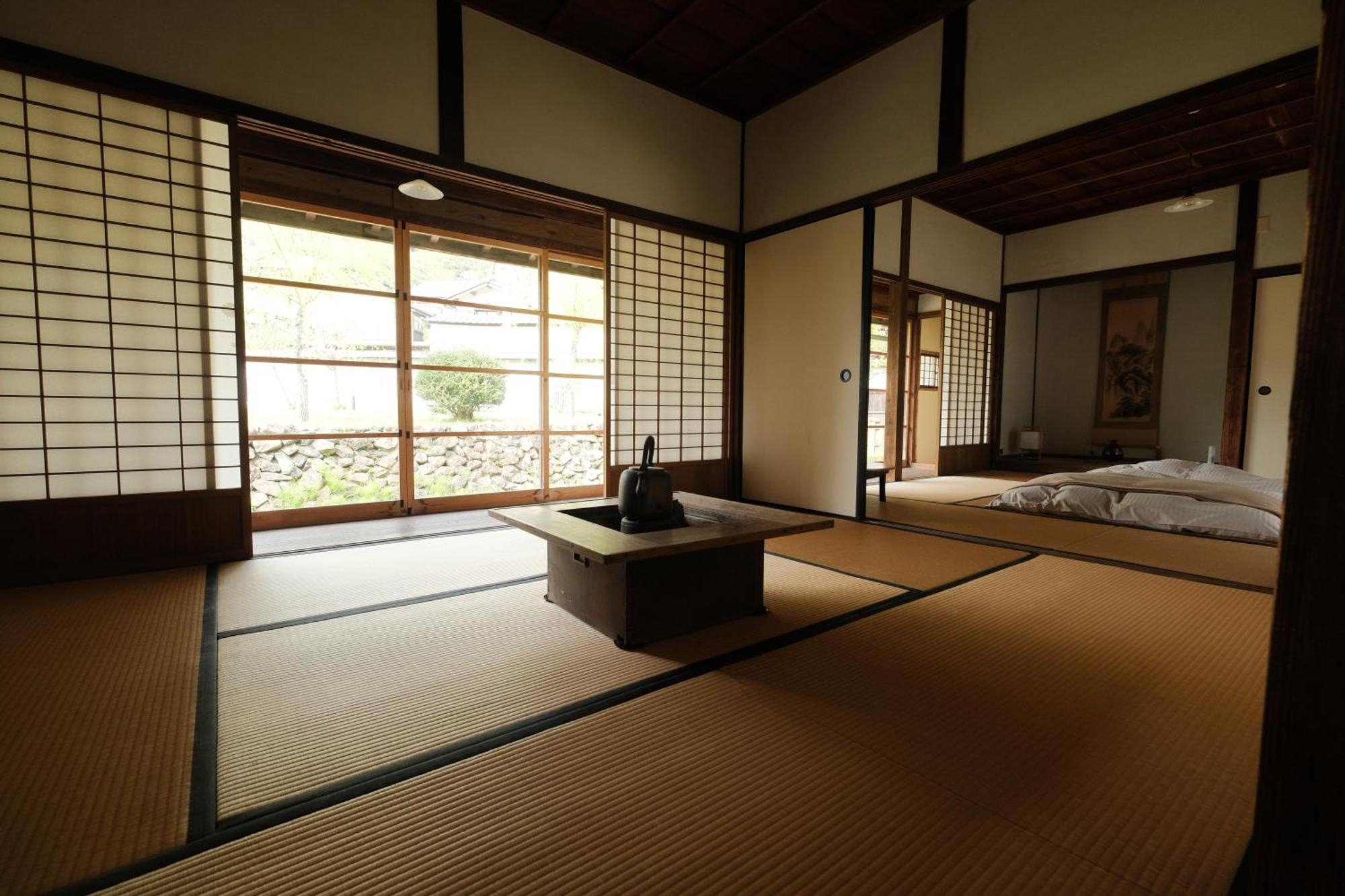 Japan'S Oldest Remaining Company Housing Villa Asago Buitenkant foto