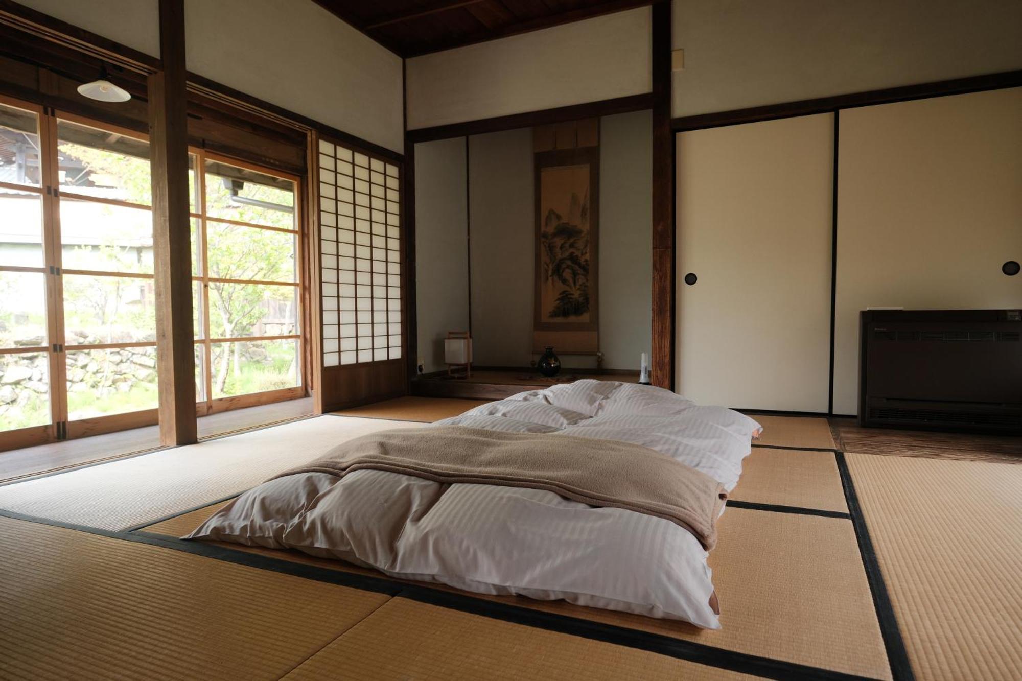 Japan'S Oldest Remaining Company Housing Villa Asago Buitenkant foto