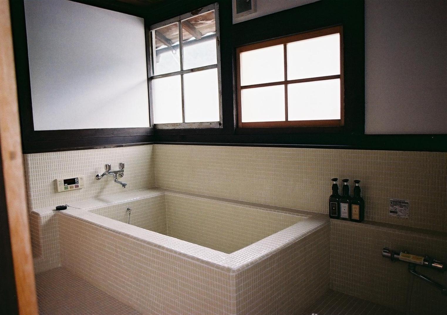 Japan'S Oldest Remaining Company Housing Villa Asago Buitenkant foto